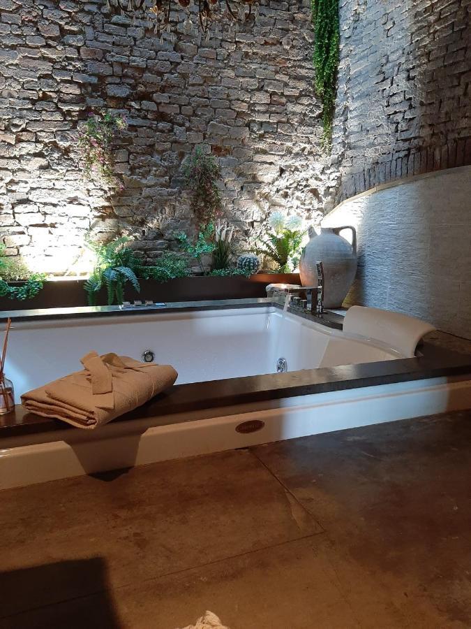 Borgo Di Beppe E Gloria Suite San Giovanni Valdarno Luaran gambar
