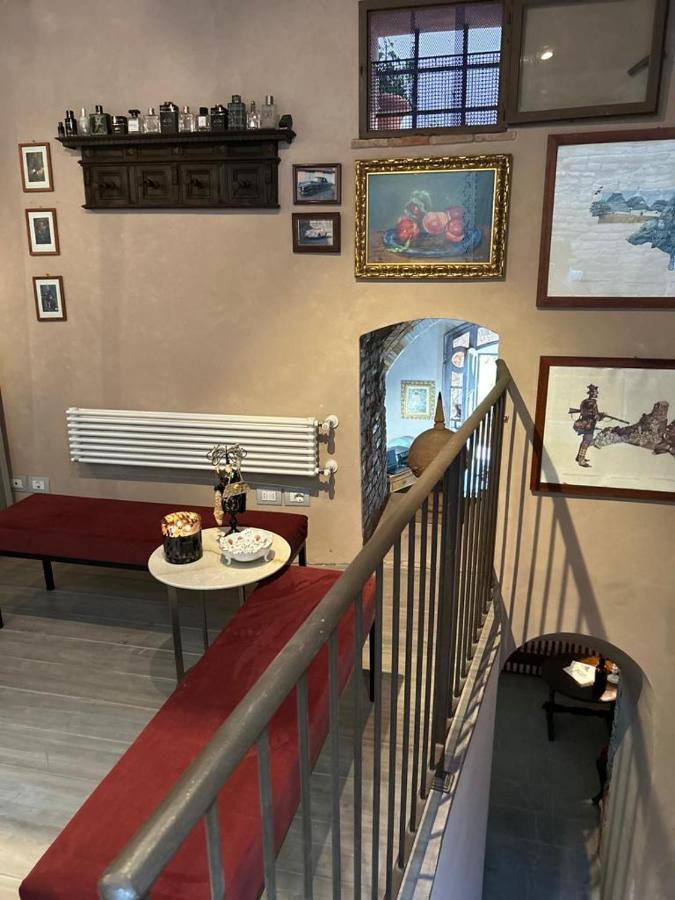 Borgo Di Beppe E Gloria Suite San Giovanni Valdarno Luaran gambar